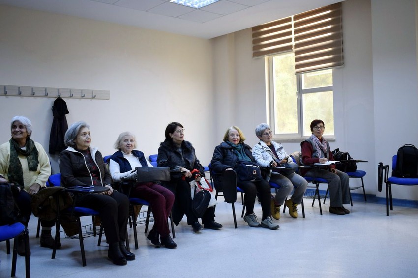 Burası Türkiye'nin 60 yaş üstü öğrencilerine kapılarını açan ''tazelenme'' üniversitesi - Resim: 2
