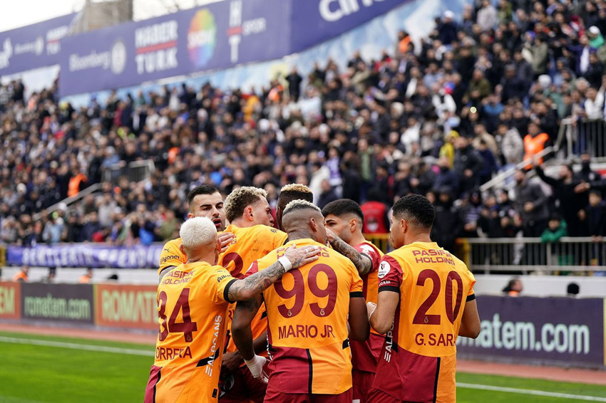 Galatasaray deplasmanda 2 puan bıraktı - Resim: 3