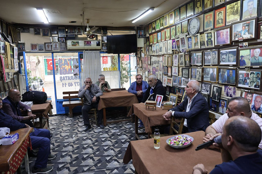 Burası Türkiye'nin ''ölüler kıraathanesi''.. Bir bayram geleneği bu bayram da yaşandı... - Resim: 3