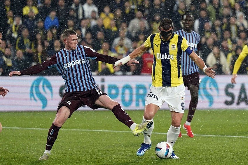 Fenerbahçe, Trabzonspor'u farklı yenip, zirve takibini sürdürdü! - Resim: 4
