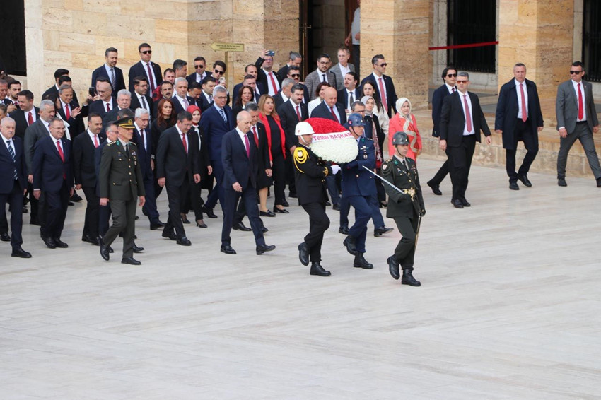 Tam 11 yıl oldu: Erdoğan 23 Nisan geleneğini bozmadı - Resim: 4