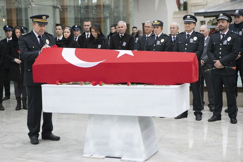Ekranların efsane dizisi Arka Sokaklar'da izleyiciyi kahreden veda - Resim: 2