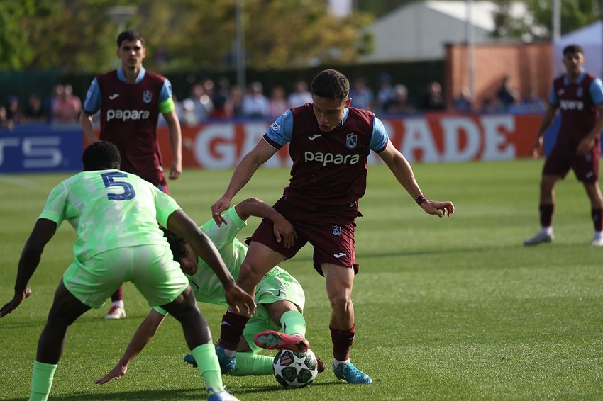 Trabzonspor U19 Barcelona'ya direnemedi, turnuvayı ikinci tamamladı - Resim: 4