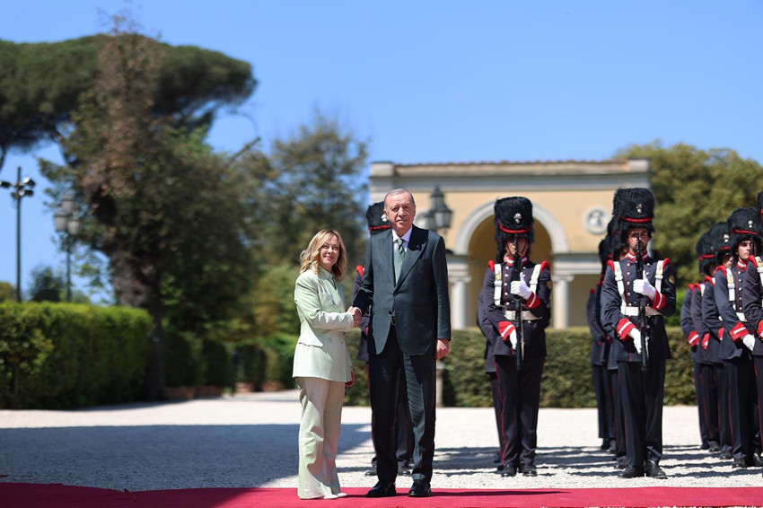 İtalya Başbakanı Meloni, Erdoğan'ı böyle karşıladı - Resim: 2