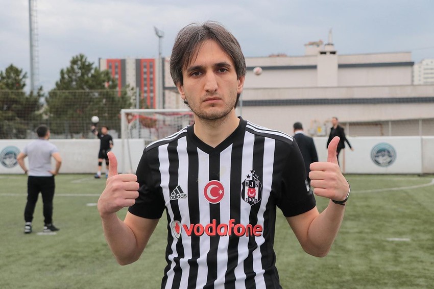 Görme engeli ne öğretmenliğine engel olabildi ne de milli futbolculuğuna - Resim: 2