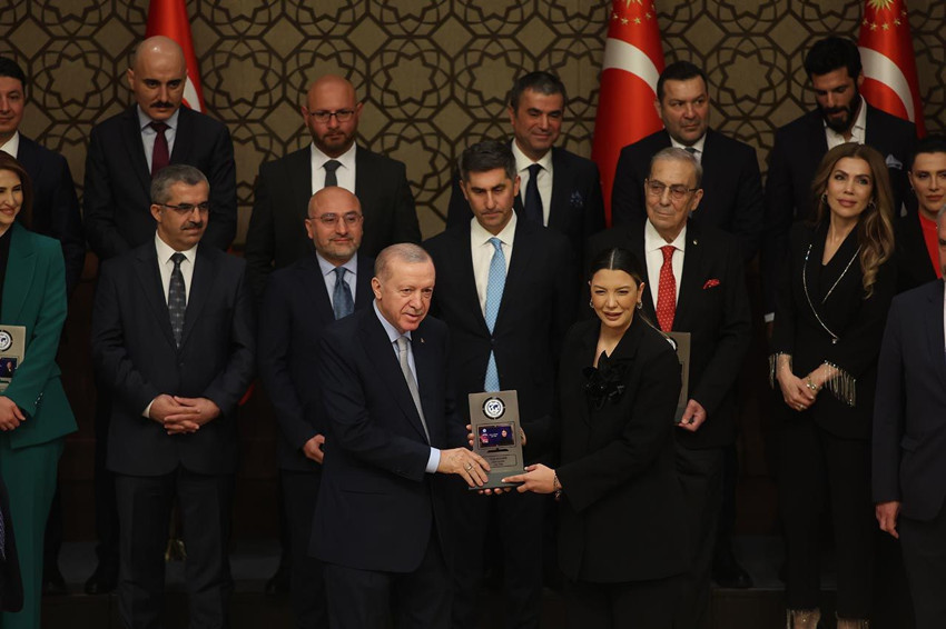 İktidara yakın medyaya ödül yağdı! Yılın haber sitesi dikkat çekti - Resim: 2