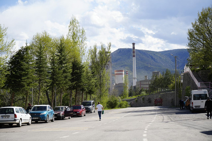 Artık göz gözü görmüyor; 24 saat boyunca toz toprak soluyorlar - Resim: 3