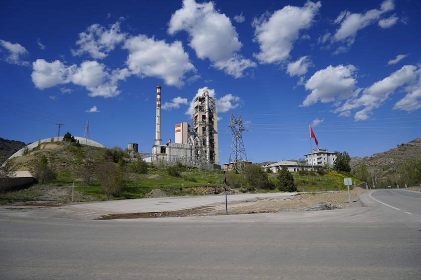 Artık göz gözü görmüyor; 24 saat boyunca toz toprak soluyorlar - Resim: 4
