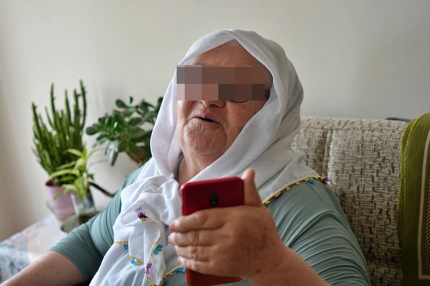 80 yaşındaki Fahriye nine telefon dolandırıcılarını aradıklarına pişman etti - Resim: 1