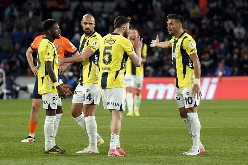 Fenerbahçe'de gerginlik: Tadic, Talisca'nın üzerine yürüdü! - Resim: 3
