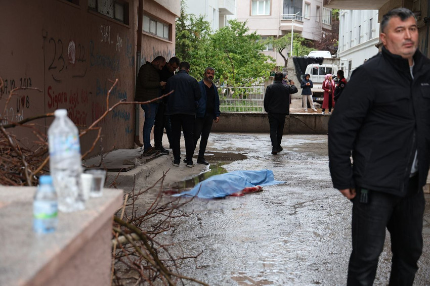 Genç kadın eli bıçaklı eşinden canını kurtarmak isterken canından olduğu ortaya çıktı - Resim: 4