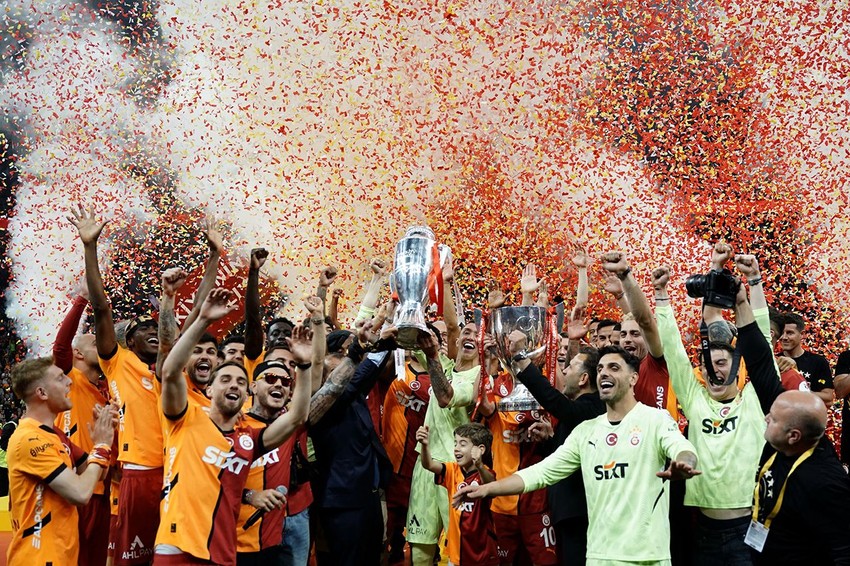 Osimhen transferi için Galatasaraylıları yıkacak haber geldi - Resim: 2