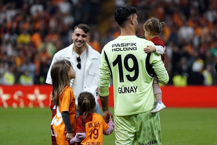 Rams Park'ta unutulmaz gece: Galatasaray kendi sahasında çifte kupayla şov yaptı - Resim: 3