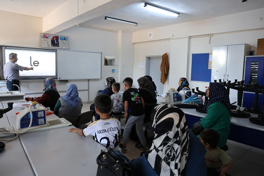 Türkiye'nin Adanalı süper nineleri torunlarına rakip oldu - Resim: 3