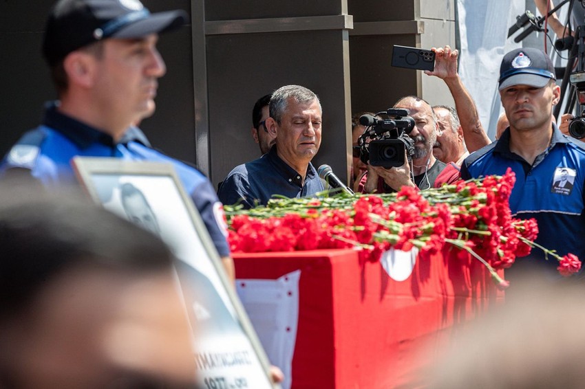 Manisa Büyükşehir Belediye Başkan Ferdi Zeyrek’e gözyaşlarıyla veda etti - Resim: 3
