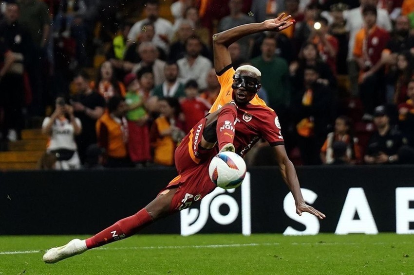 Galatasaray'dan Osimhen transferinde bir hamle daha - Resim: 1
