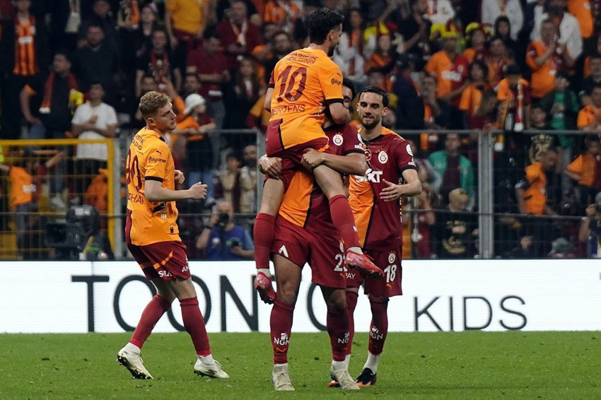 Victor Osimhen transfer sessizliğini bozdu: Galatasaray taraftarı istediğini bulamadı - Resim: 2