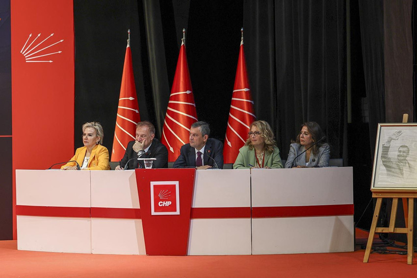 Özgür Özel belediye başkanlarıyla buluştu - Resim: 4