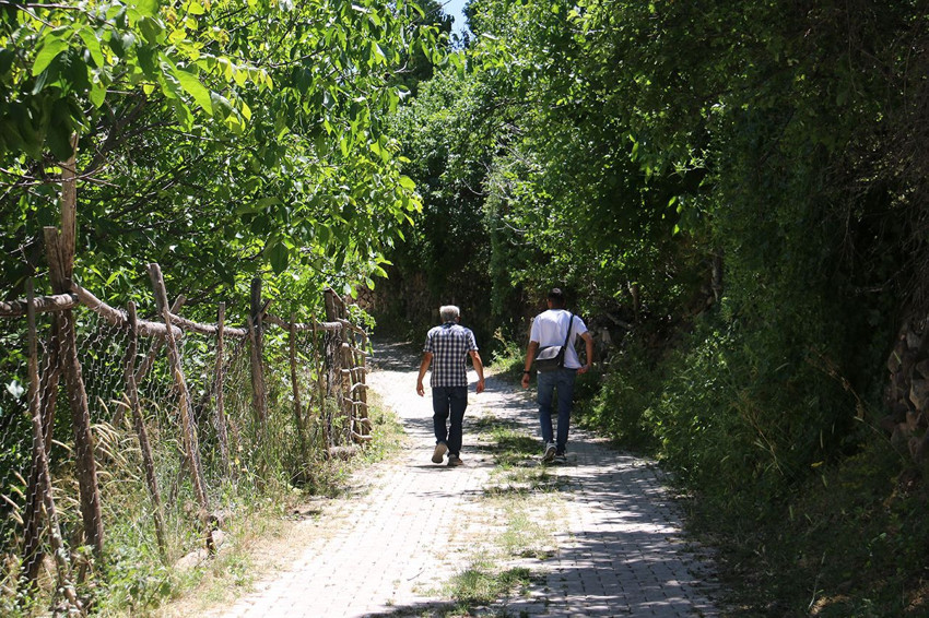 Türkiye'nin eşsiz doğasıyla dikkat çeken gözlerde uzak yemyeşil cenneti drone ile görüntülendi - Resim: 2