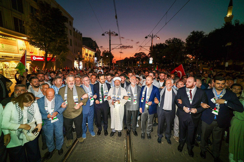 İstanbul'da geceyarısı binlerce kişilik İsrail protestosu - Resim: 3