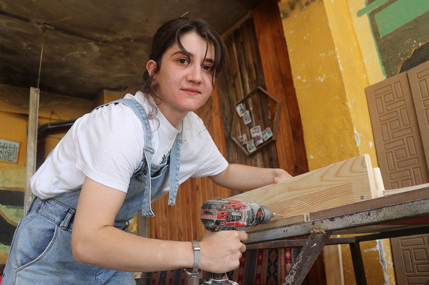 Türkiye'nin Zeynep ustası hem üretiyor, hem de tam 7 ülkeye ihracat yapıyor - Resim: 1