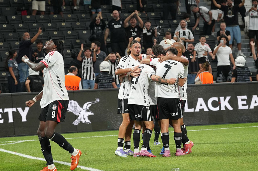 Beşiktaş kendi evinde bile tat vermedi: 3 puan 90+6'da geldi - Resim: 1