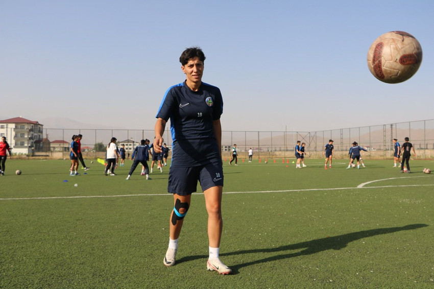 26 yaşındaki topçu Fenerbahçe'den Hakkari Yüksekova'ya transfer oldu - Resim: 1