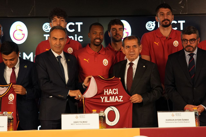 Dursun Özbek Barış Alper Yılmaz ve kaleci transferi için son noktayı koydu - Resim: 4