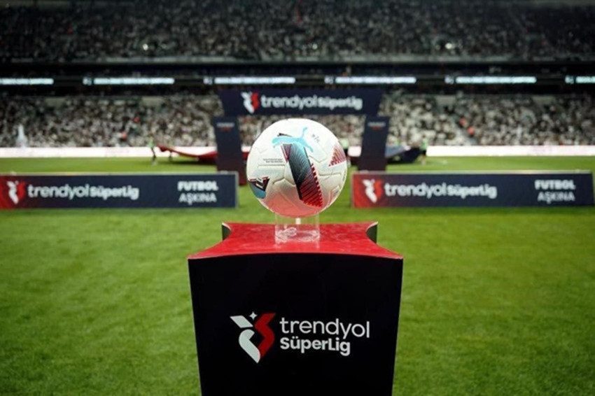 Süper Lig'de baş döndüren transfer sezonu: Yıldız futbolculara servet ödendi! - Resim: 2