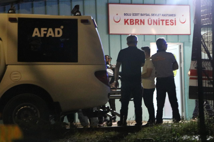 Yabancı plakalı araçta gizemli olay: 9 polis hastanelik oldu - Resim: 1