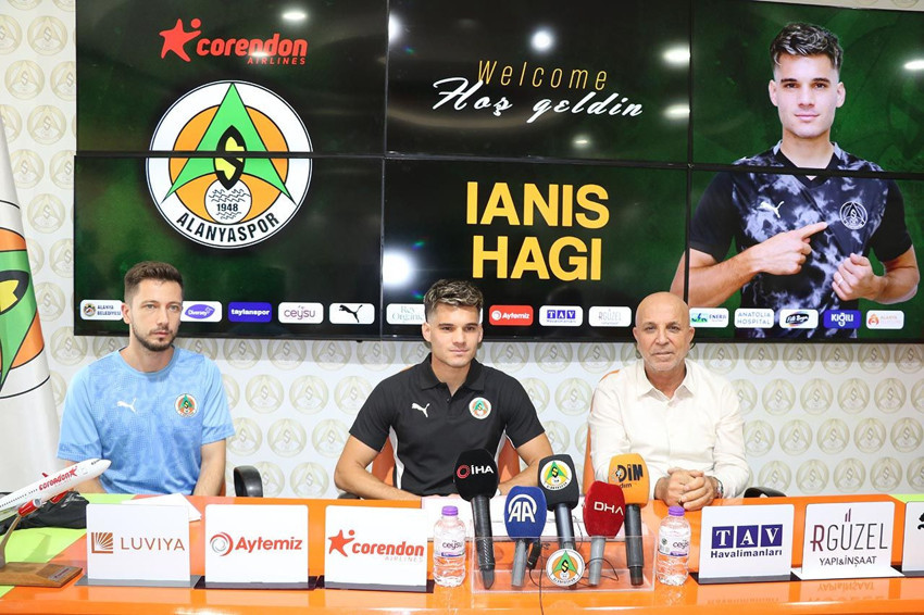 Galatasaray'ın efsanesi Hagi'nin oğlu Süper Lig'de! - Resim: 1