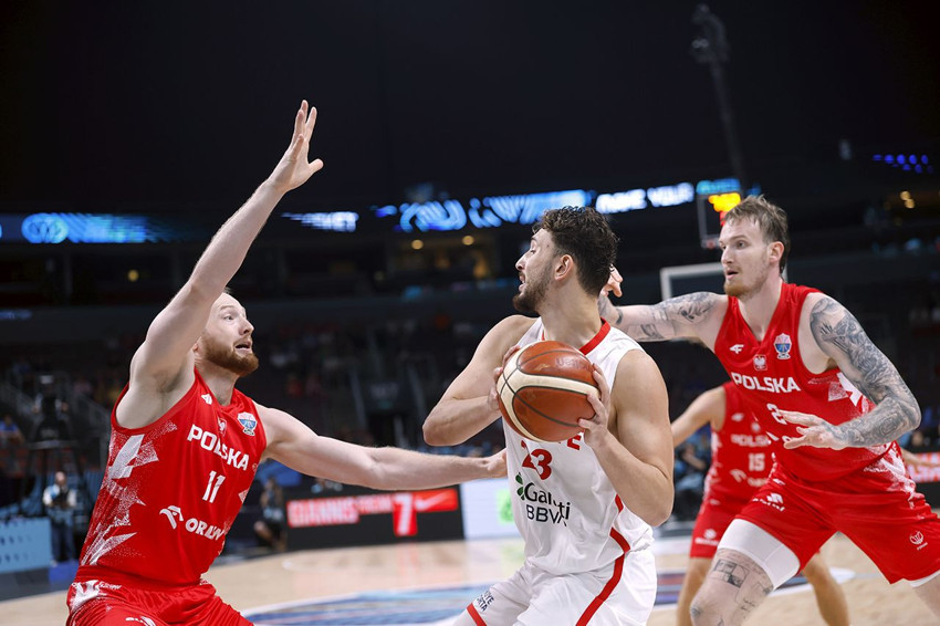 12 Dev Adam'ın EuroBasket 2025 yarı finalindeki rakibi belli oldu - Resim: 4