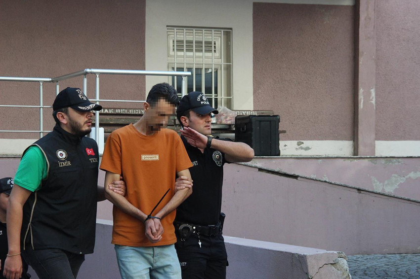 İzmir'de karakola saldırıp 2 polisi şehit eden şüpheliyle ilgili bir akılalmaz ayrıntı daha - Resim: 3