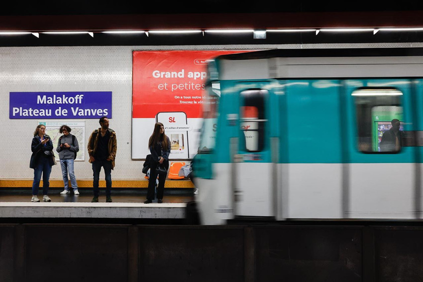 Fransa'da hayat durdu: Yüzbinlerce personel iş bıraktı - Resim: 2
