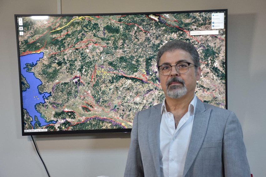 Uzman isim açıkladı: 6.1 ve 5.4'lük depremler ölü fayları harekete geçirdi - Resim: 1