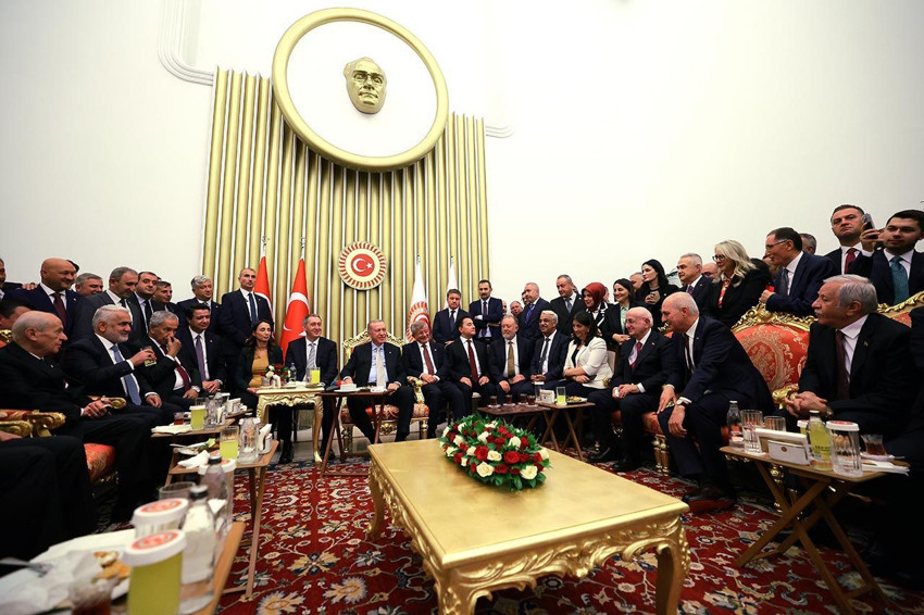 Erdoğan, Davutoğlu ve Babacan yıllar sonra yan yana! - Resim: 1