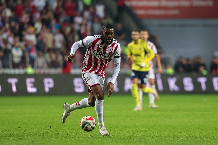 Fenerbahçe, Galatasaray ve Beşiktaş'ın puan kaybettiği haftada fırsat tepti - Resim: 2