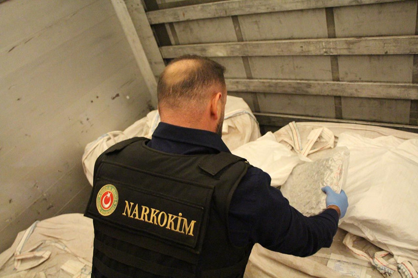 3 ilde rekor operasyon: 4.3 milyar TL'lik uyuşturucu ele geçirildi - Resim: 1