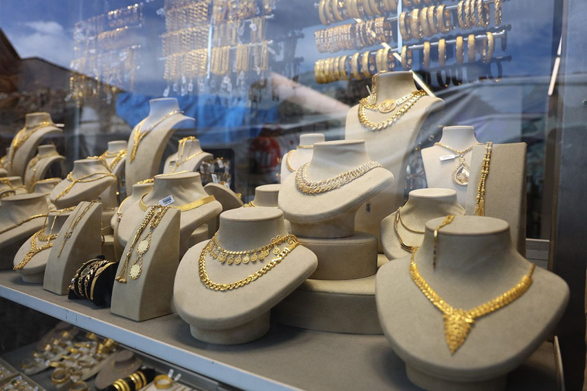 Altın fiyatlarındaki hareketlilik sonrası altın almak isteyen kuyumcudan eli boş döndü - Resim: 3