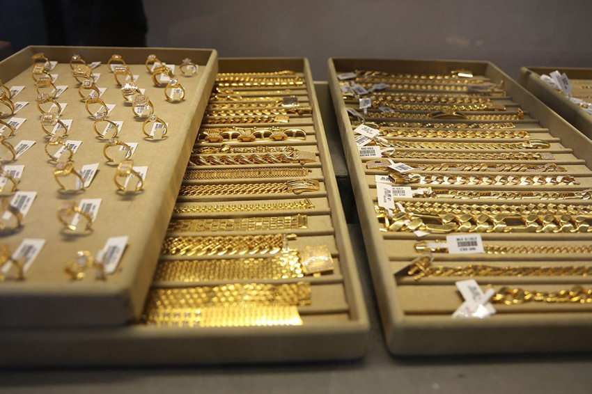 Altın fiyatlarındaki hareketlilik sonrası altın almak isteyen kuyumcudan eli boş döndü - Resim: 2