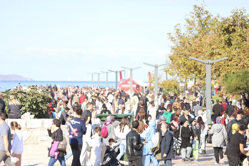 Gökyüzündeki gururlarımız Türk Yıldızları bir kez daha ağızları açık bıraktı - Resim: 2