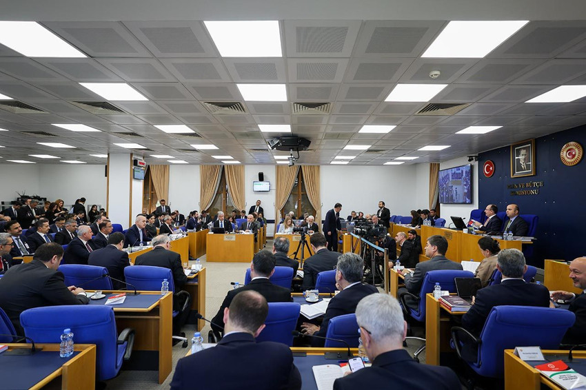 TBMM Başkanı Kurtulmuş'u kızdıran sözler! Salonu terk etti - Resim: 3