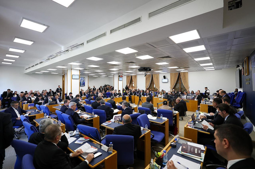 TBMM Başkanı Kurtulmuş'u kızdıran sözler! Salonu terk etti - Resim: 4