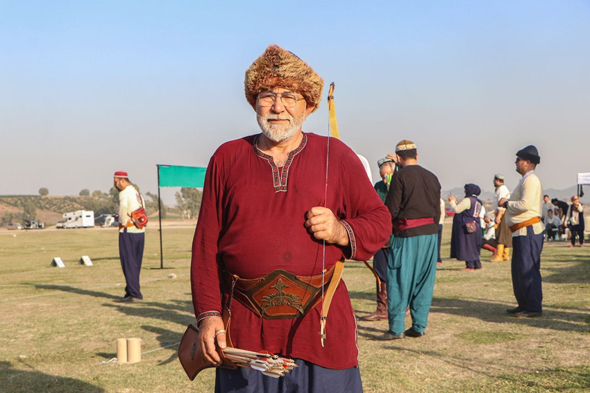 60 yaşındaki emekli öğretmen hobisiyle 50 yılda rekorları peş peşe kırdı - Resim: 1