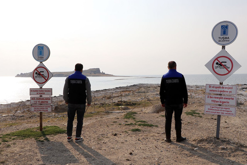 Türkiye'nin gizemli antik yoluna hem Türkçe hem Kürtçe ''boğulabilirsiniz'' uyarıları asıldı - Resim: 2