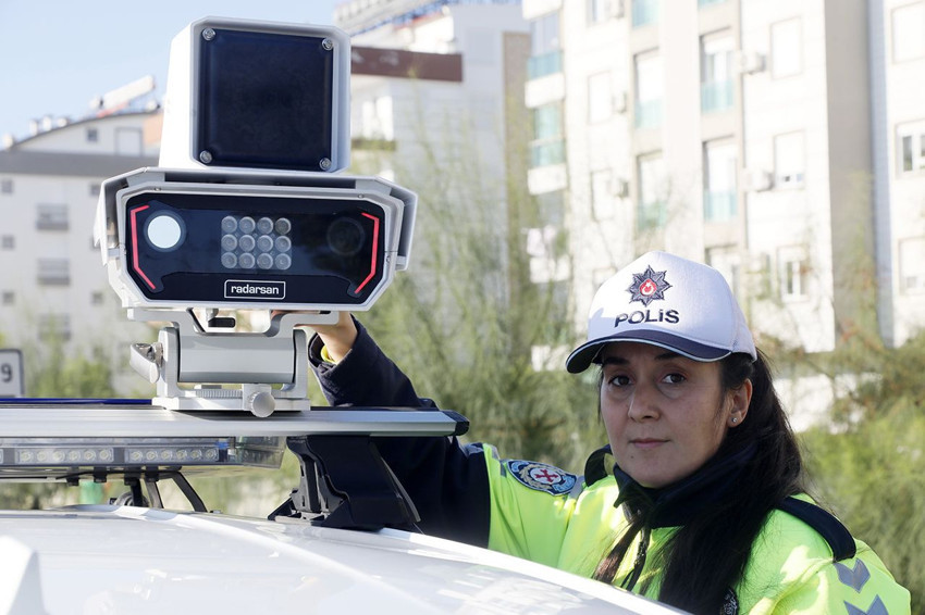 Trafikte yapay zekalı radarlar devrede: Cezanın nereden geldiğini anlayamayacaksınız! - Resim: 1