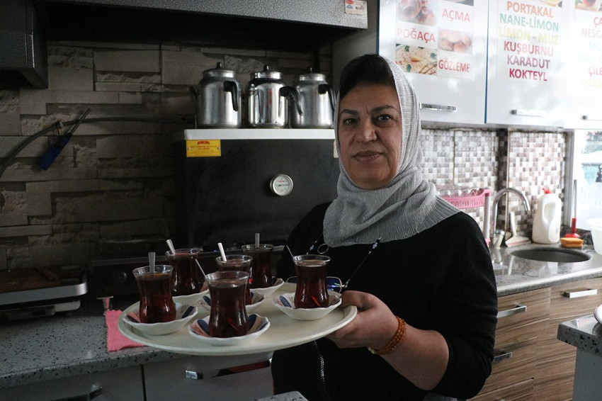 İlk kadın çaycıydı şimdi de ilk kadın adayı oldu - Resim: 1