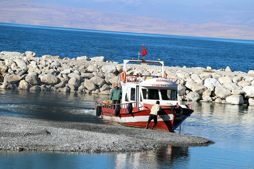 ''Türkiye'nin coğrafi haritası değişti'' dedik inanmadınız... Artık tekneler de yüzemiyor - Resim: 4