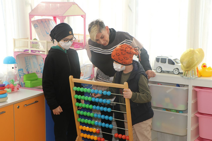 5 kez yendiği kansere 6'ncı kez yakalandı: 'Kanserler beni seviyor, ben de onları. Mücadeleye devam' - Resim: 4