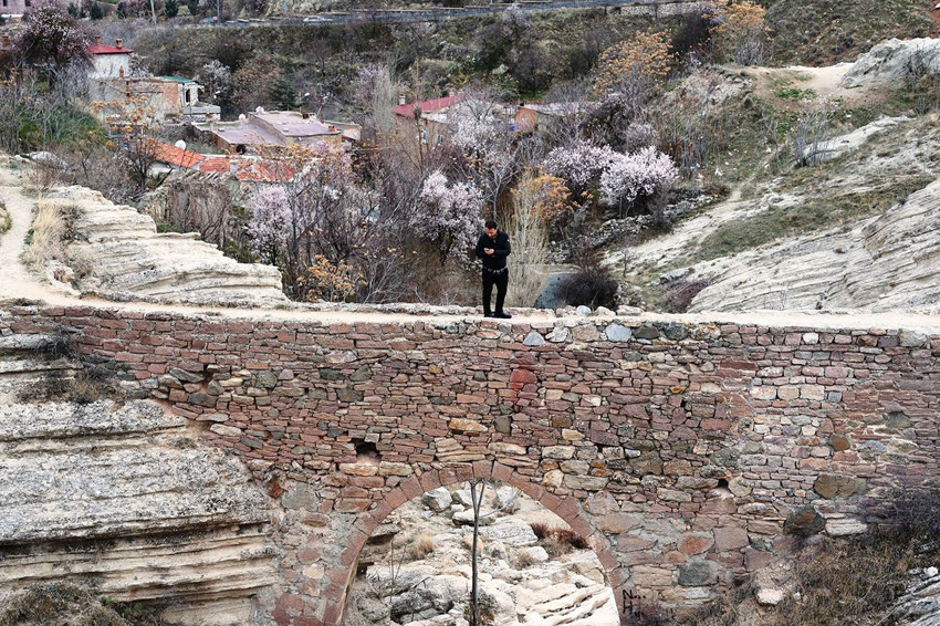 Türkiye'nin ''Şeytan Köprüsü'' görenleri hayretler içinde bırakıyor - Resim: 1